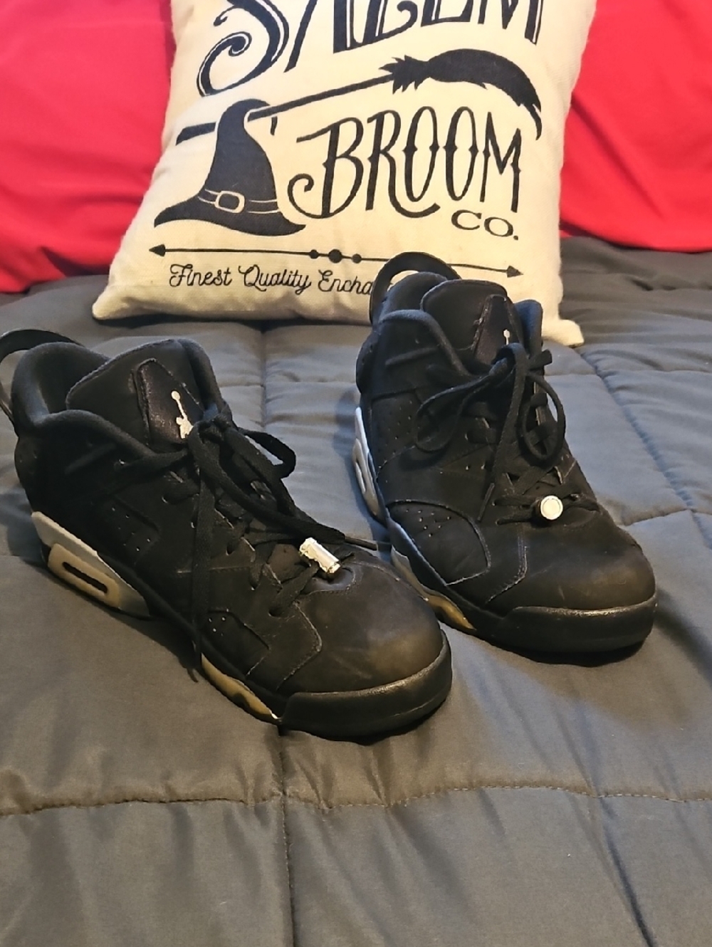 Jordan‎ Black Retro 6 Low-Top Chrome Suede Sneakers Size 11.5